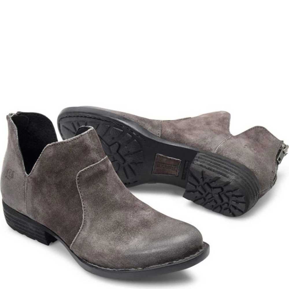 BORN Kerri Final Leather Ankle Boot in Gray Pelto… - image 1