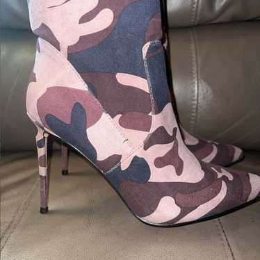 Steve Madden Vava Brown Camoflague thigh high boo… - image 1