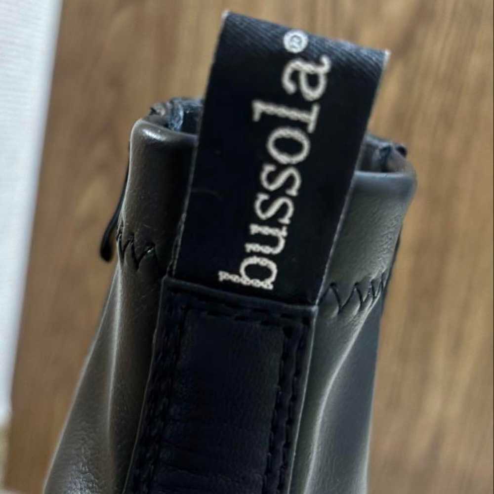 Excellent condition Bussola laser short boots - image 7