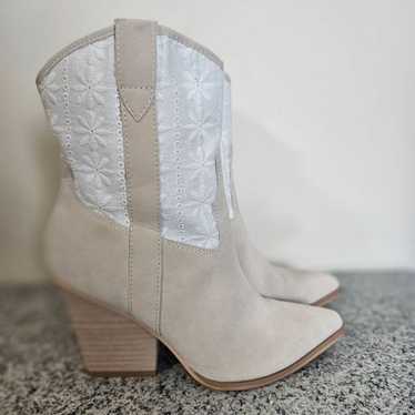 Altard state Sutton floral weave Cowboy Mini boot… - image 1