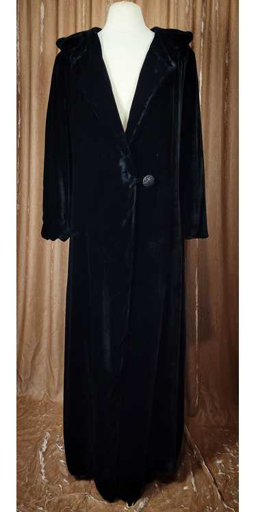 1930s Black Silk Velvet Opera Coat