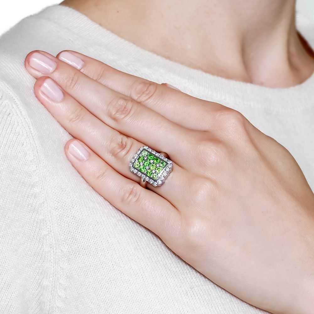 Estate Demantoid Garnet and Diamond Ring - image 4