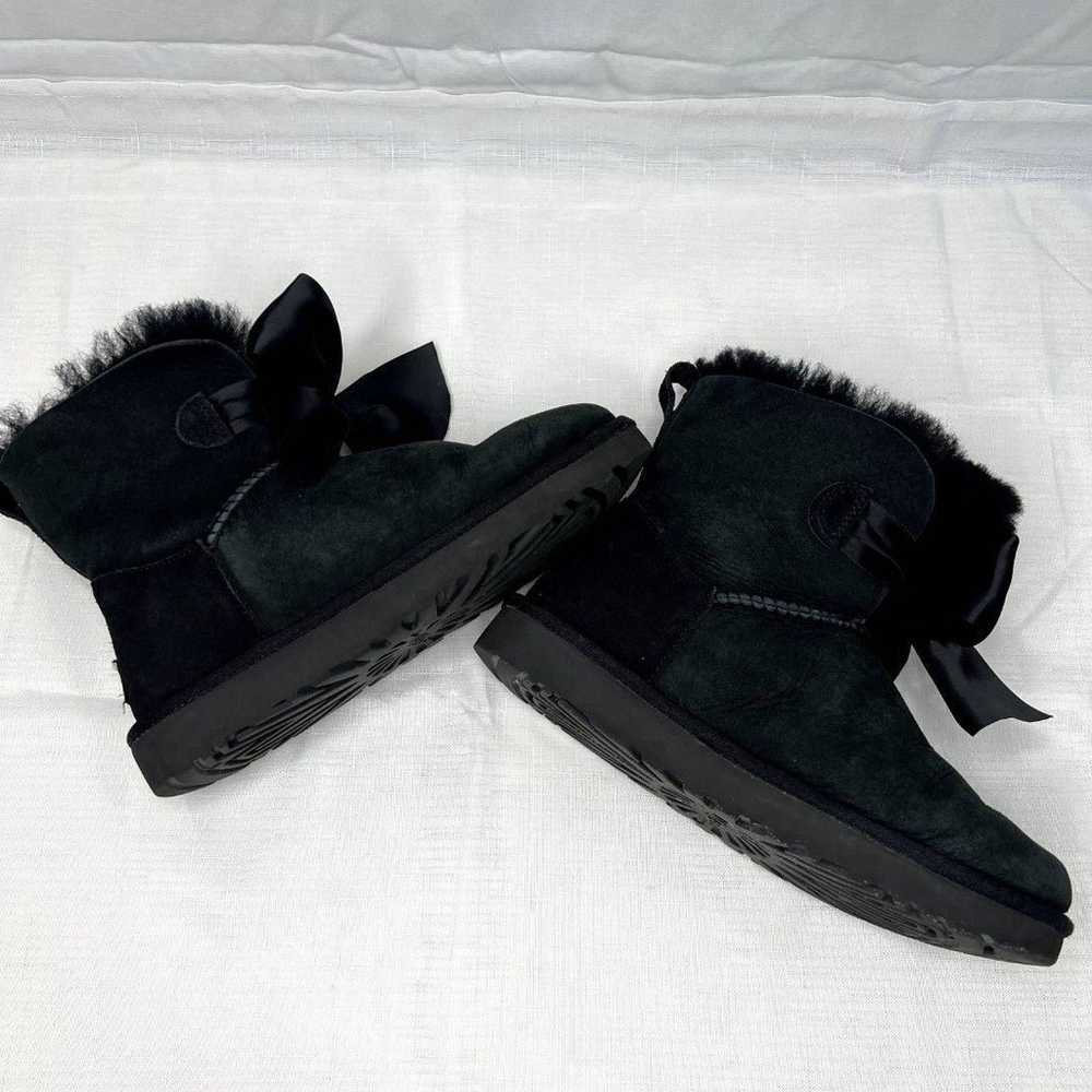 UGG Mini Gita Bow Boot Black Size 6 - image 6