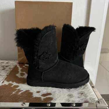 UGG BAILEY MARIKO 1009262 Black Suede Boots Size … - image 1