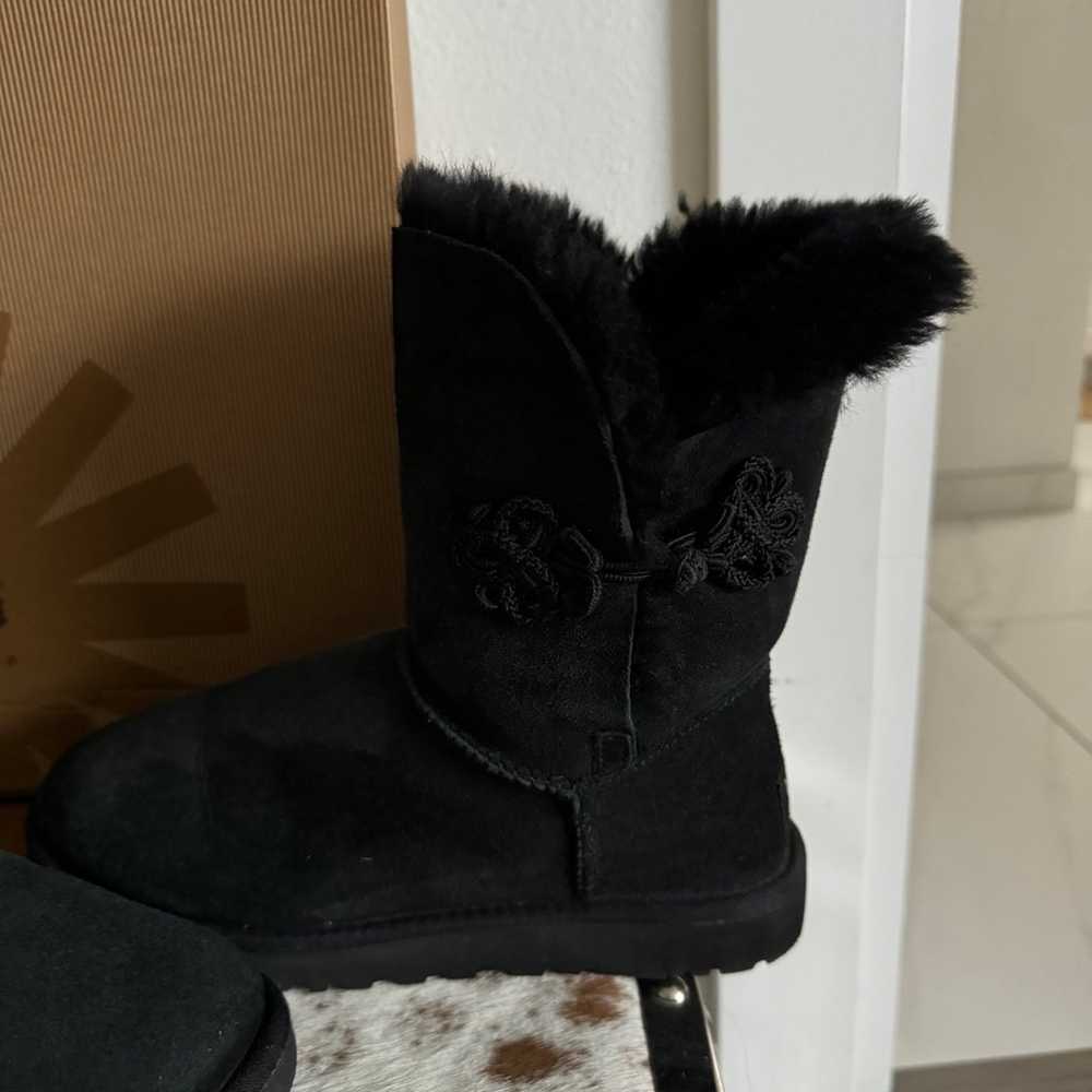 UGG BAILEY MARIKO 1009262 Black Suede Boots Size … - image 5