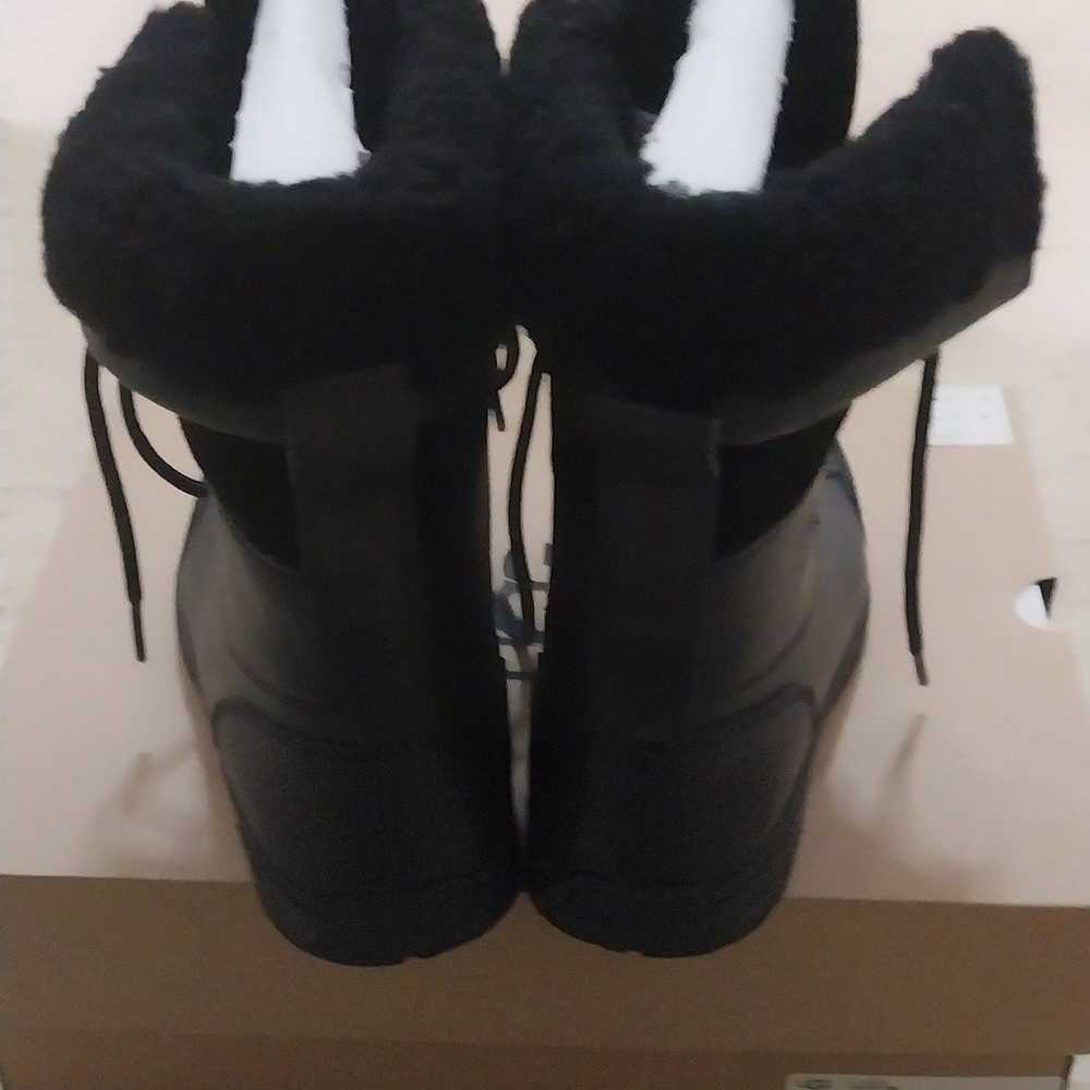 Uggs boots - image 4