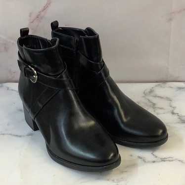 New Naturalizer Kimbra Ankle Boots Size 9