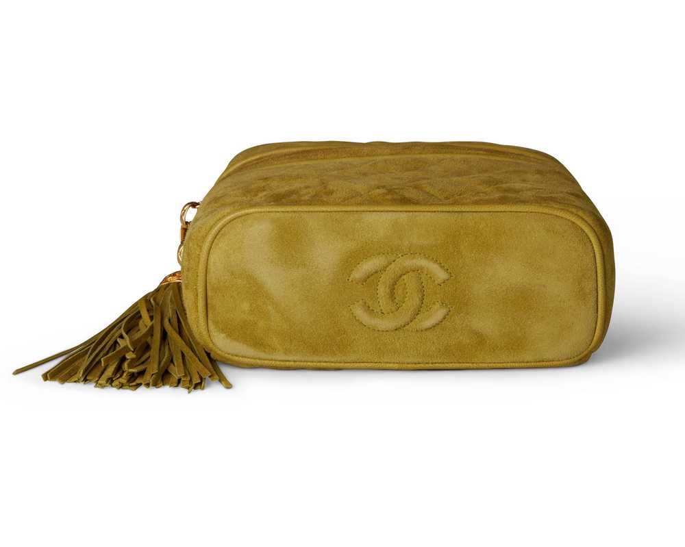 CHANEL: A Vintage Lime Green Quilted Suede Box Bag - image 4