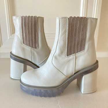 NWOT Free People James Gray Leather Chelsea Boots 