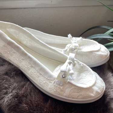 Rocket Dog White Slip on Flats Minnow Eyelet 11 Wo