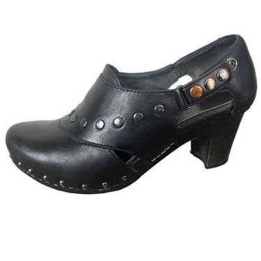 Dansko Ryder Black Leather Studded Clog Heels Size