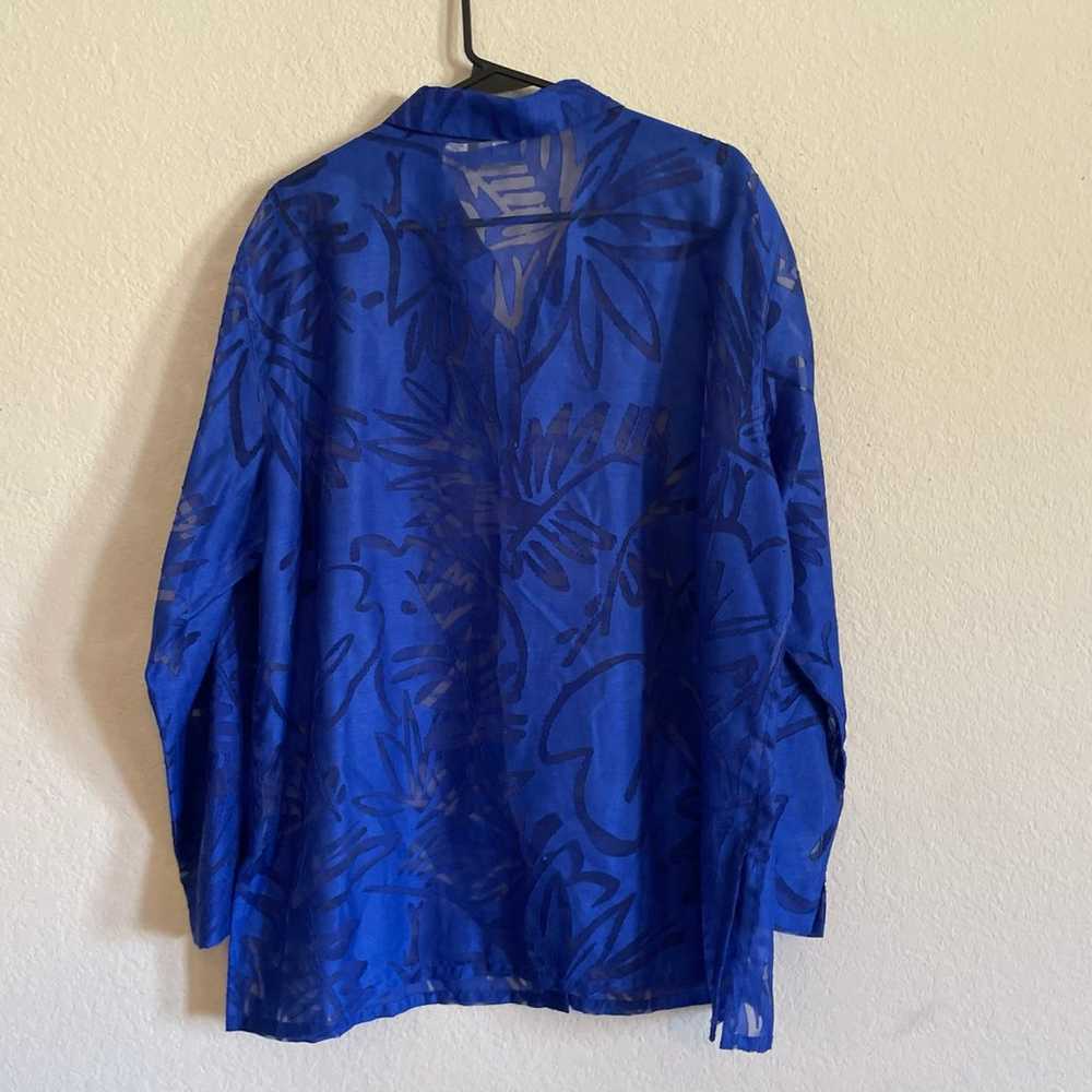 Chico’s woman royal blue floral blouse top size 3… - image 7