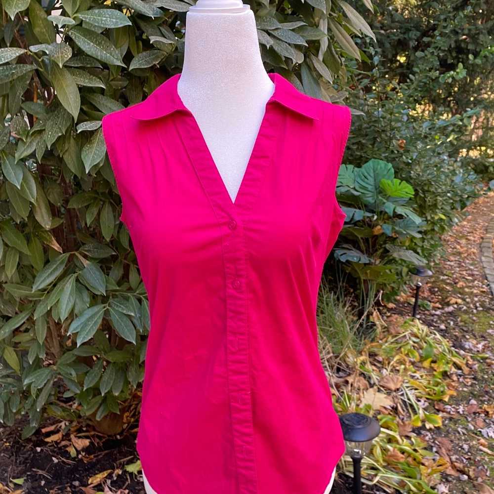 Vintage pink sleeveless button up tank! - image 2