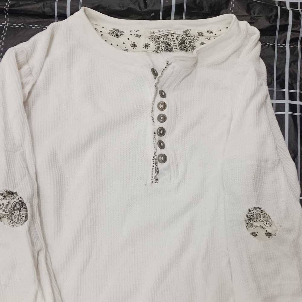 Free People white vintage style top Sz S - image 3