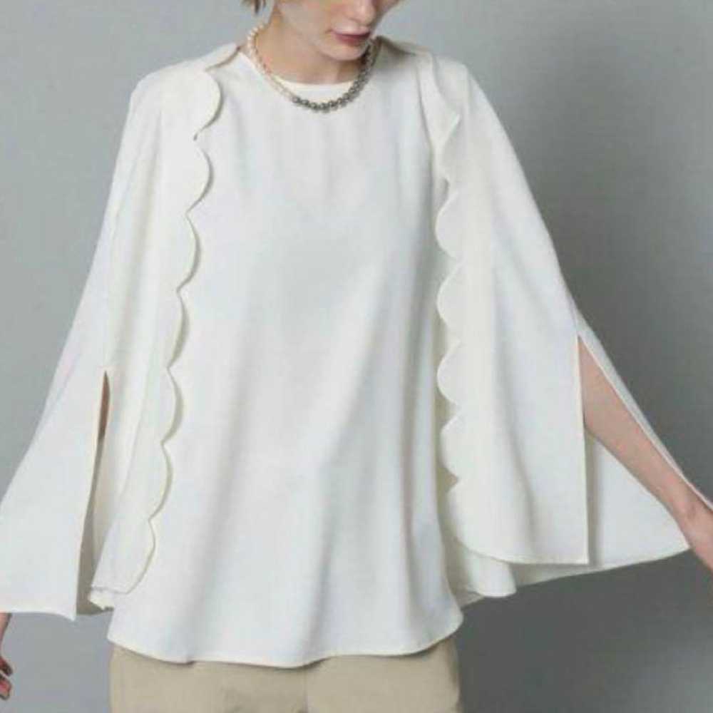 Beautiful item, CADUNE 2WAY Scalloped Cape Blouse… - image 4