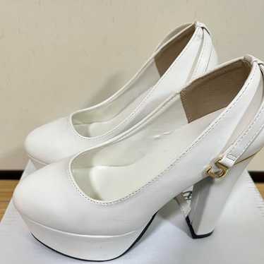 Bridal shoes