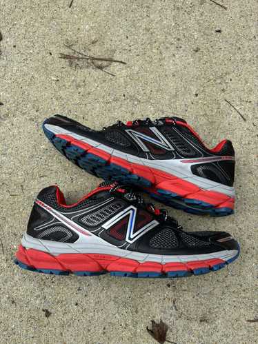 New Balance New Balance 860v1 Black/Red/Metallic S