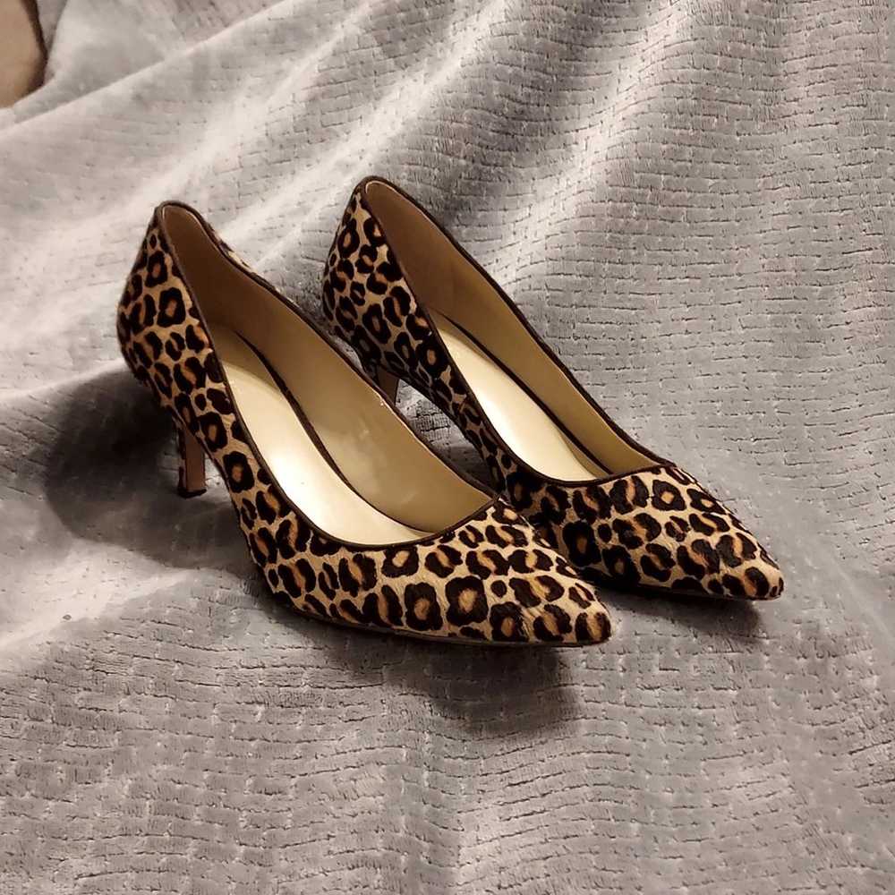 Ann Taylor Reece Leopard Print Calfhair Heels 7.5… - image 1