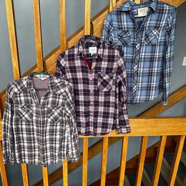 Lot of 3 flannels - image 1