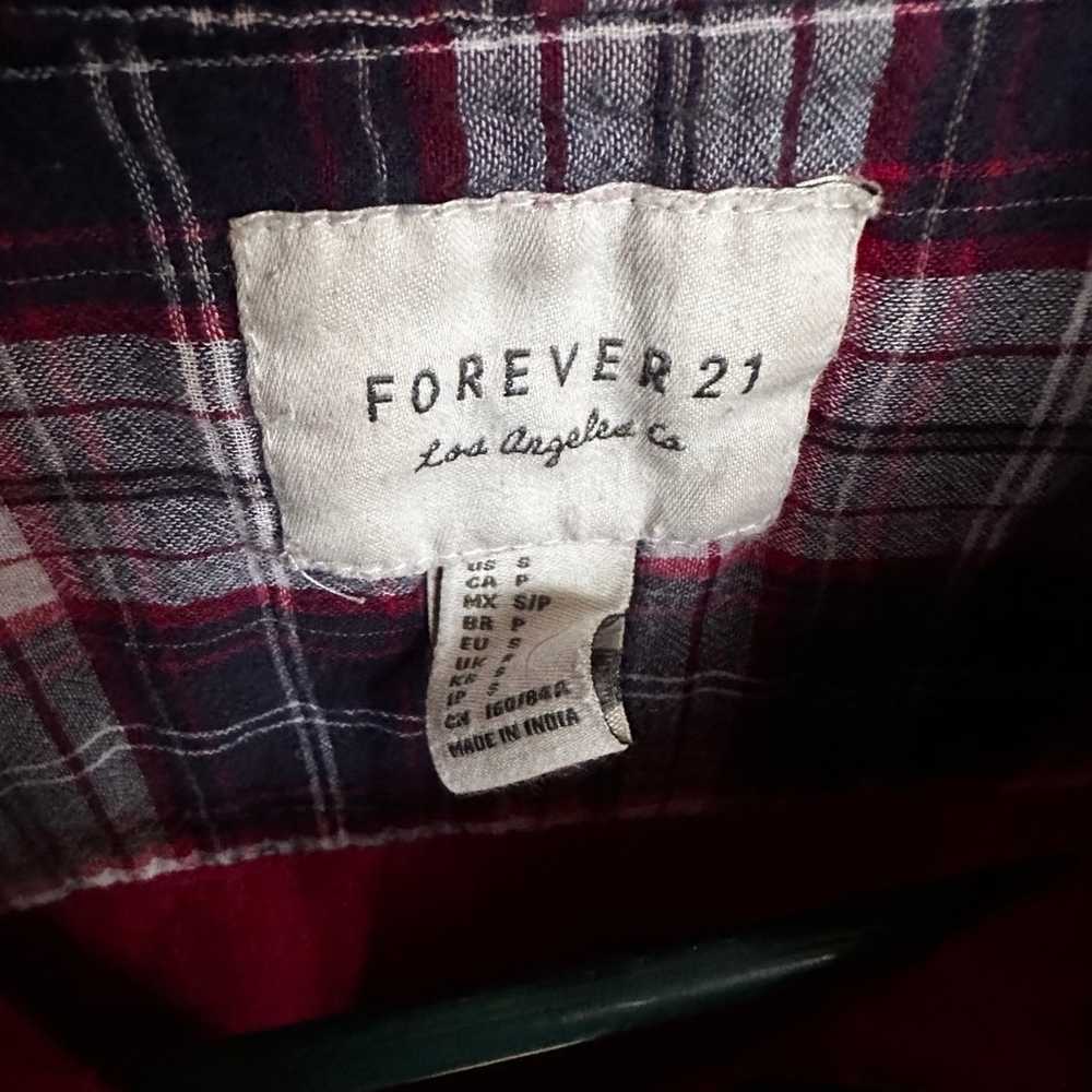 Lot of 3 flannels - image 4