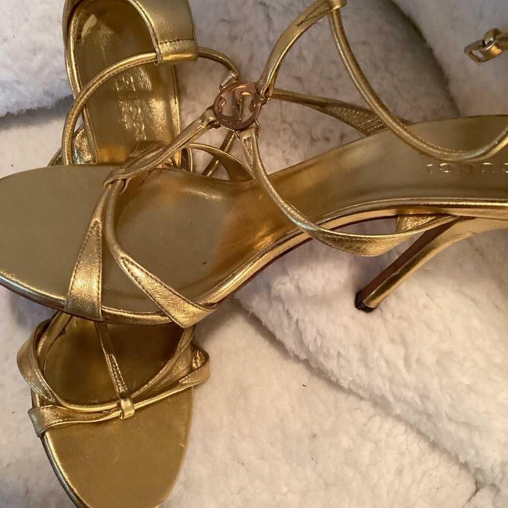 GG Gucci Gold metallic heels - image 2