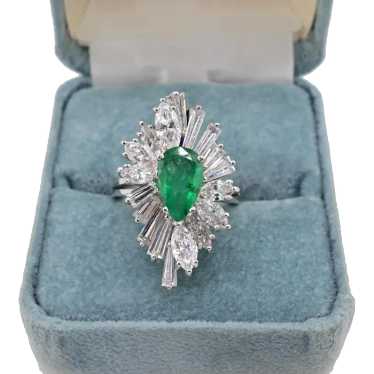 Extremely Gorgeous Emerald & Diamond Platinum Ring