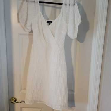 Lucy Paris white dress size SMALL