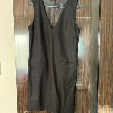 Black sleeveless V-neck dress 38 - image 1