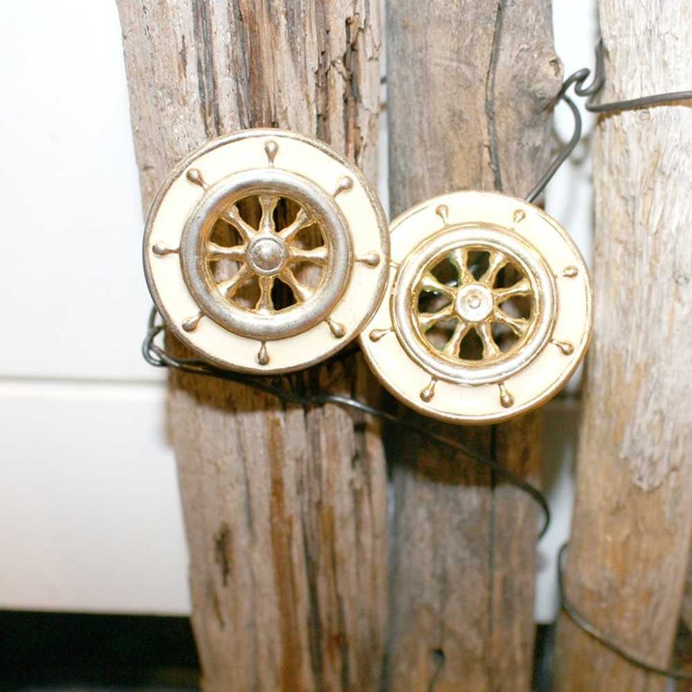 1980's Vintage Metal Cream & Gold Nautical Ship S… - image 3