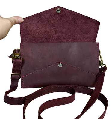 Portland Leather 🍷Merlot Envelope Convertible Cro