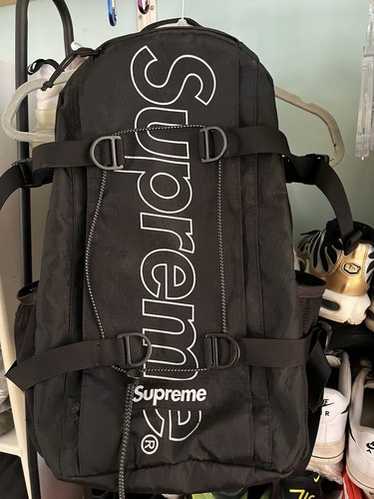 Supreme ブラックバックパック Supreme ブラック バックパック