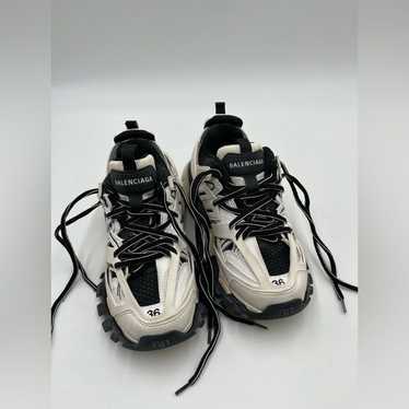 Balenciaga BALENCIAGA Track Sneaker Worn-out