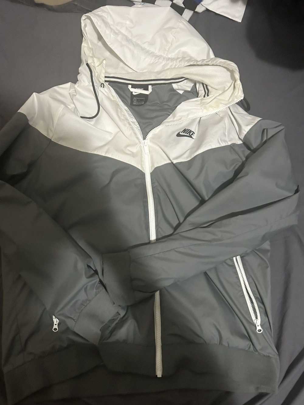 Nike Nike Grey Windbreaker - image 1