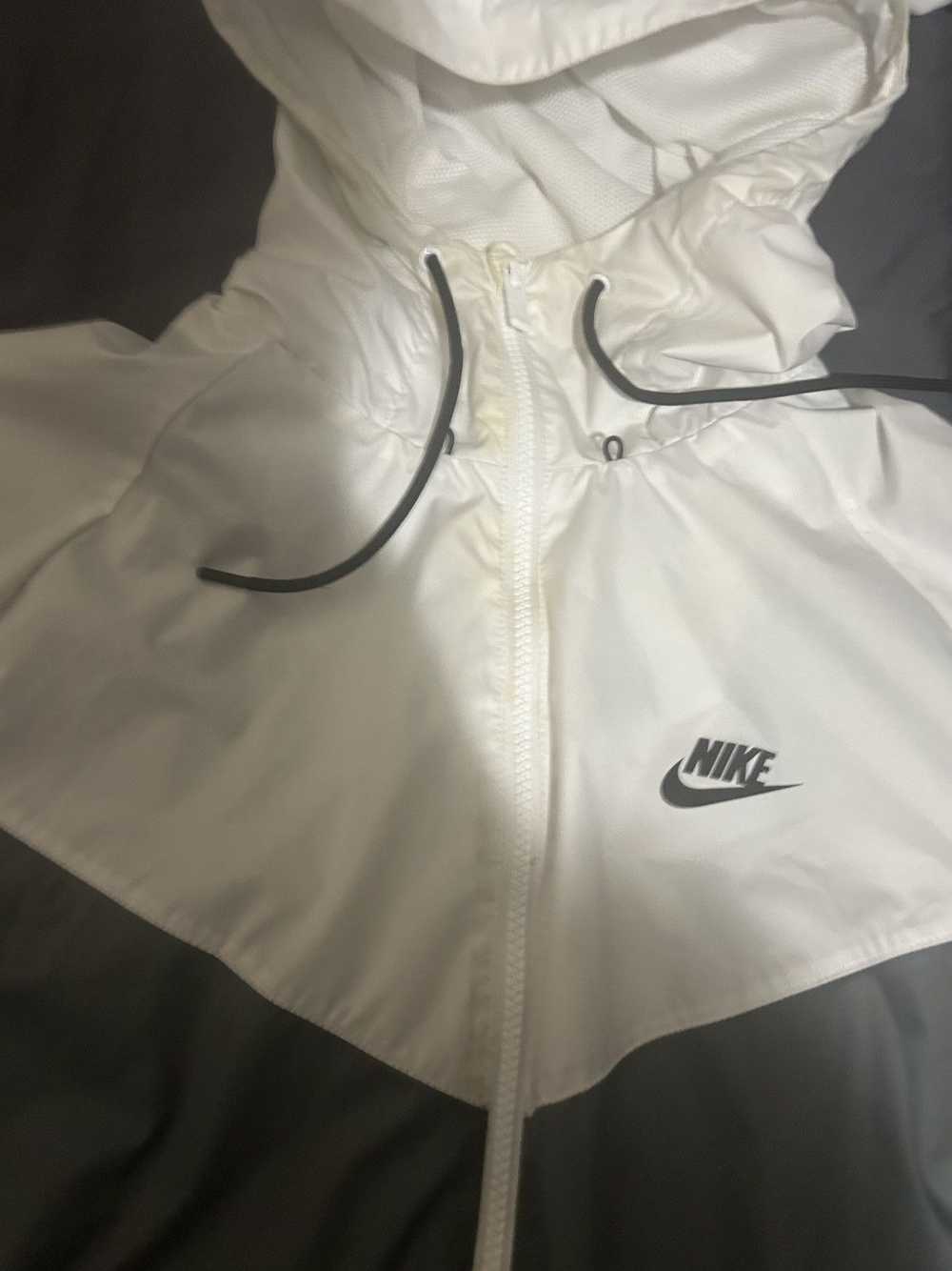 Nike Nike Grey Windbreaker - image 3