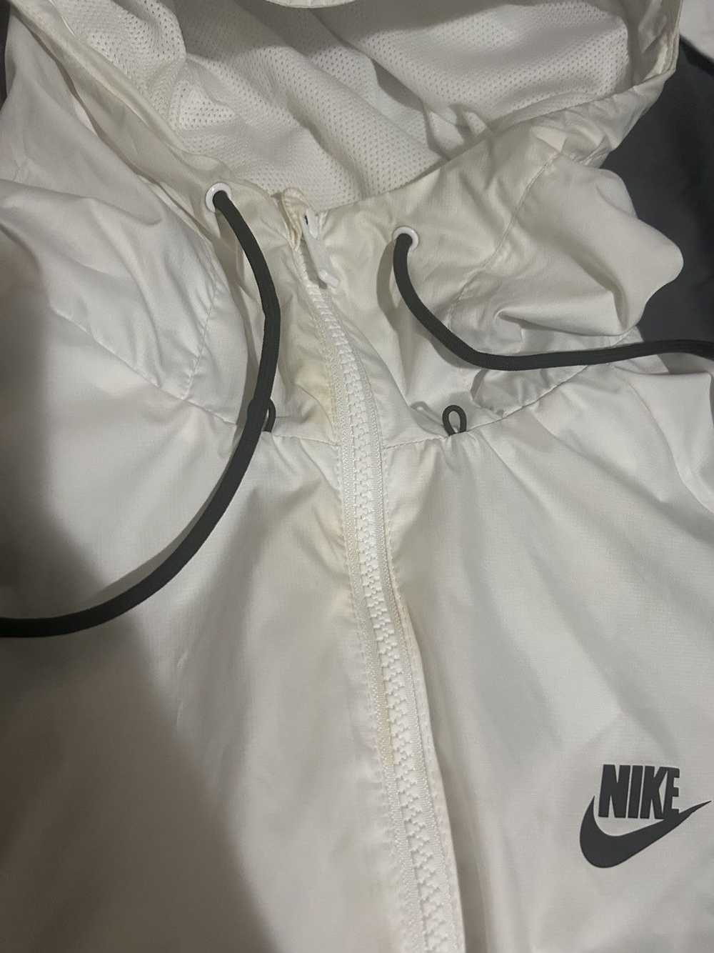 Nike Nike Grey Windbreaker - image 4