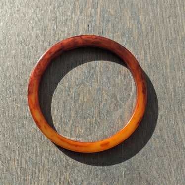 Gorgeous Vintage Red Bakelite Bangle Bracelet - image 1