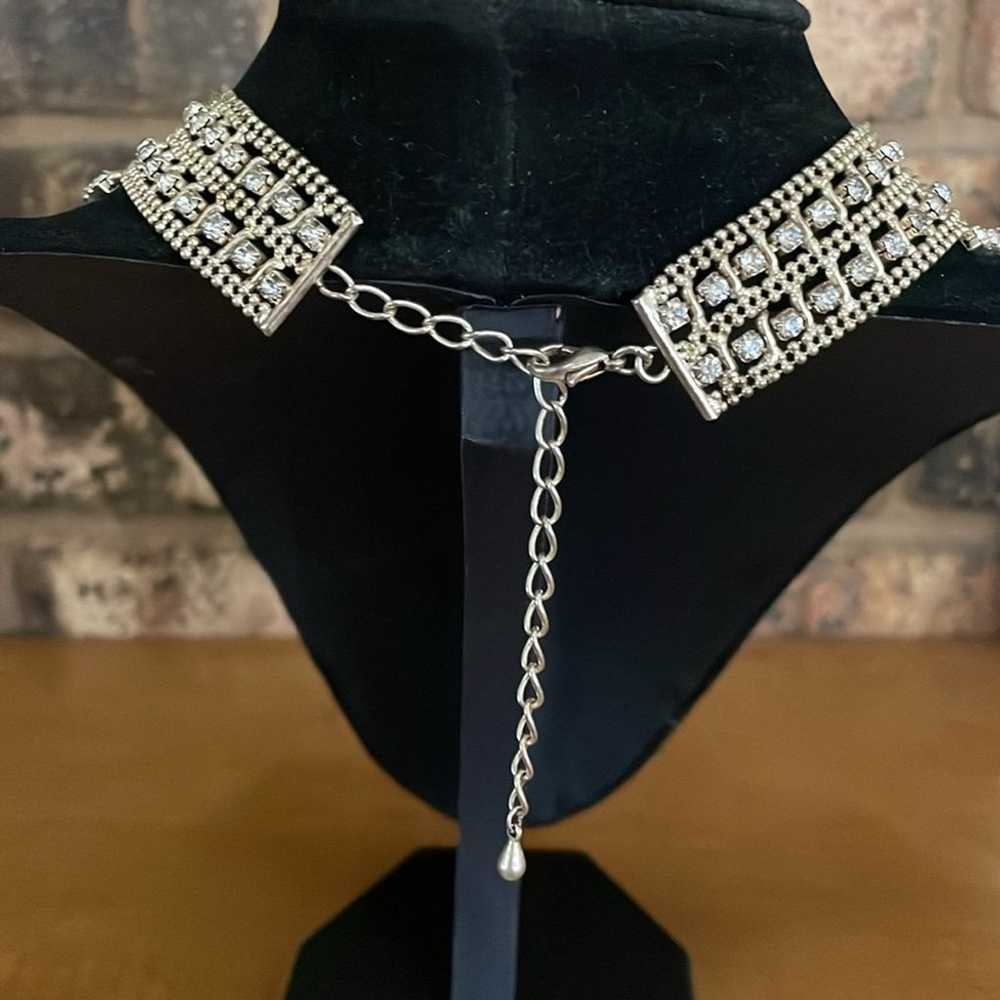 70s Vintage Rhinestone Bib Style Choker Necklace - image 4