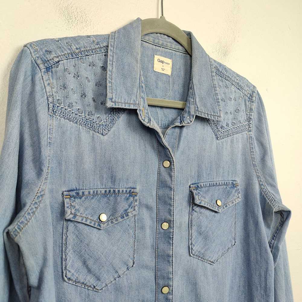 Gap Vintage Gap Pearl Snap Shirt Womens Large Lig… - image 2