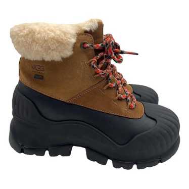 Ugg Snow boots