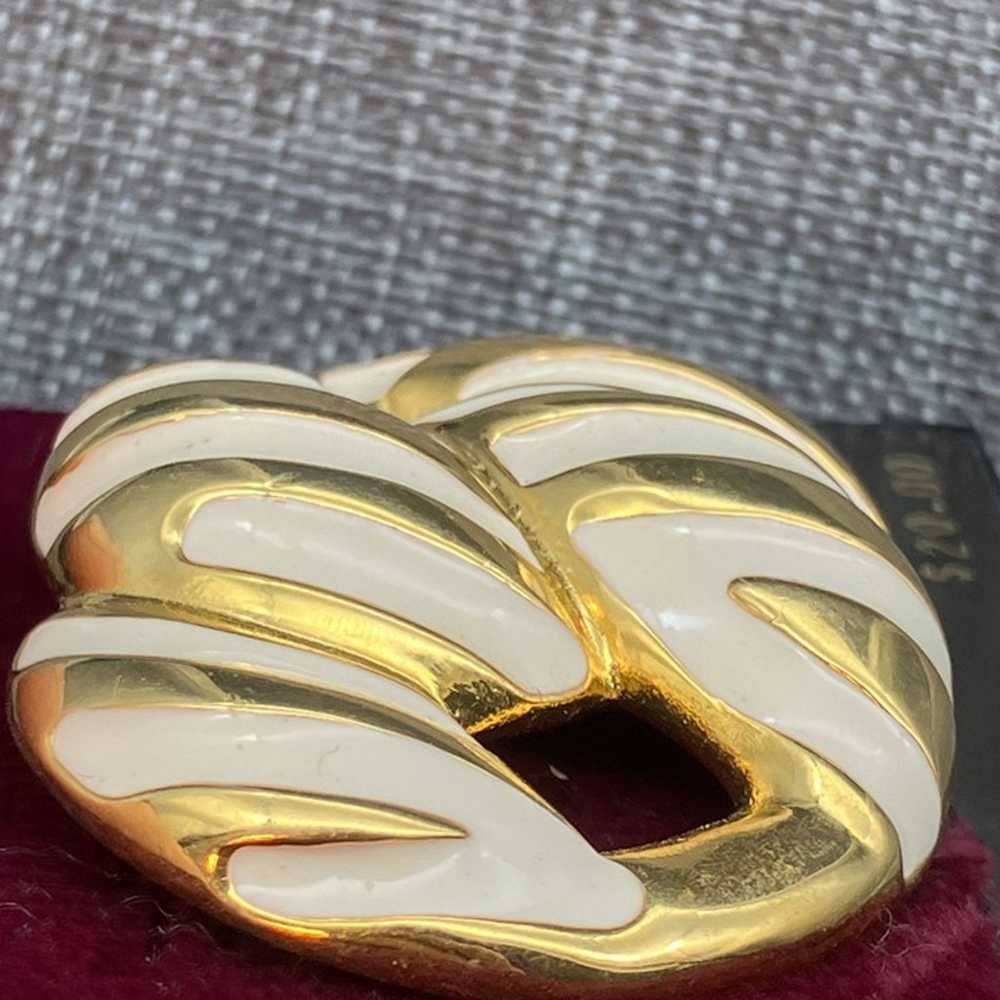 Anne Klein Knot Brooch Pin 2 In Gold White Enamel… - image 7