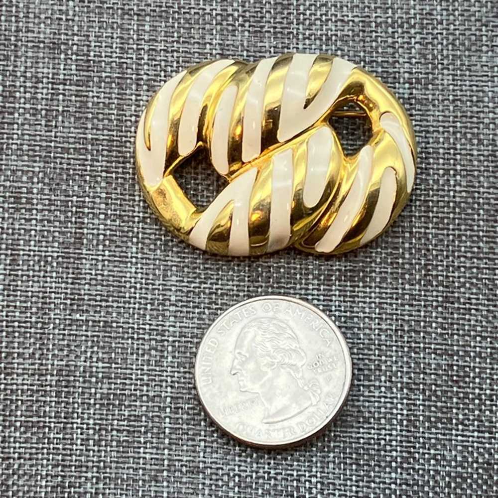 Anne Klein Knot Brooch Pin 2 In Gold White Enamel… - image 8