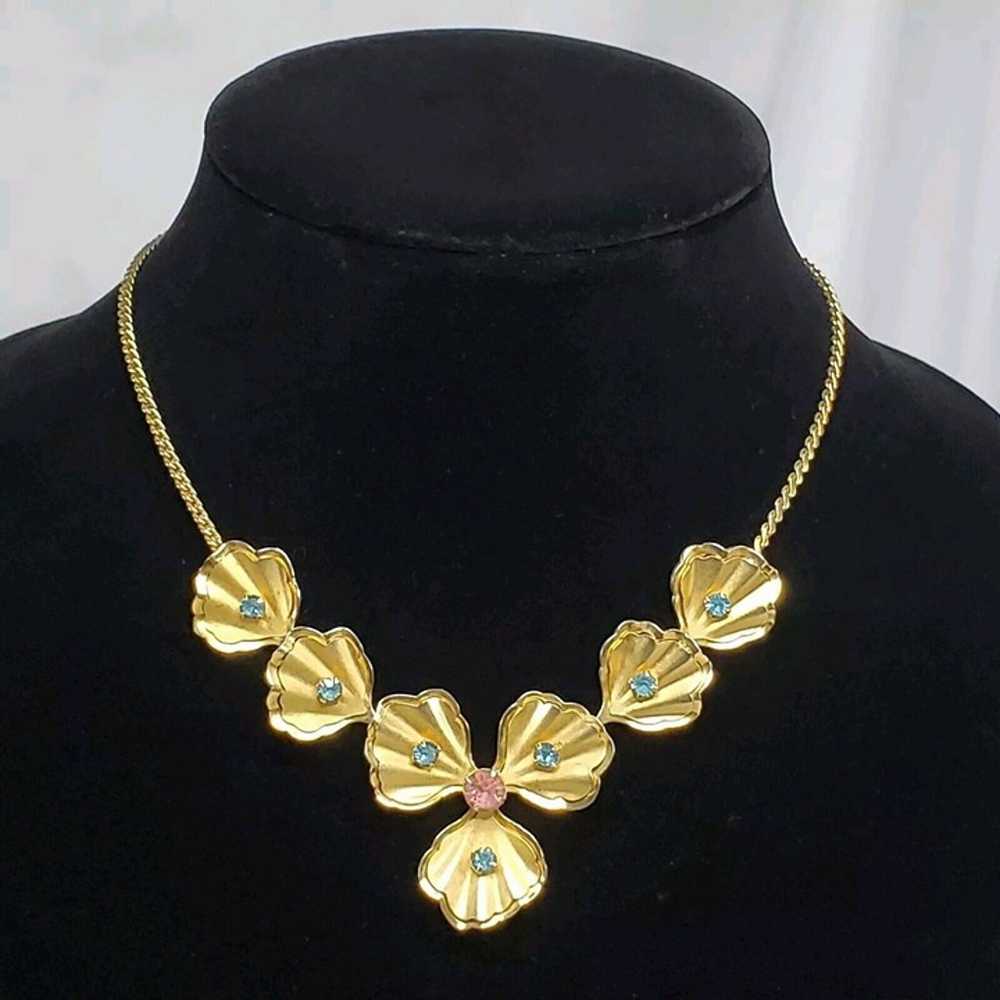 VTG 1950's Bugbee & Niles Gold Toned Flower Neckl… - image 1