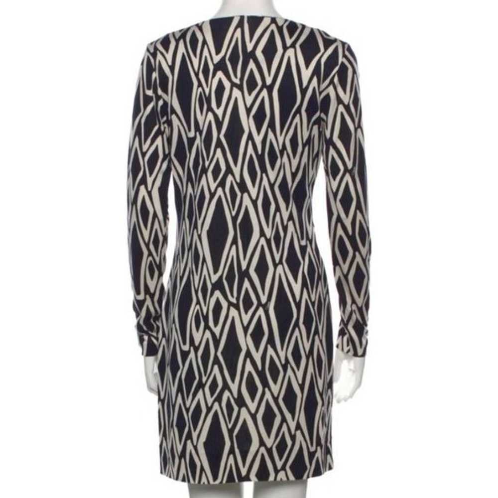 Diane von Furstenberg Navy White Diamond Print Tu… - image 3