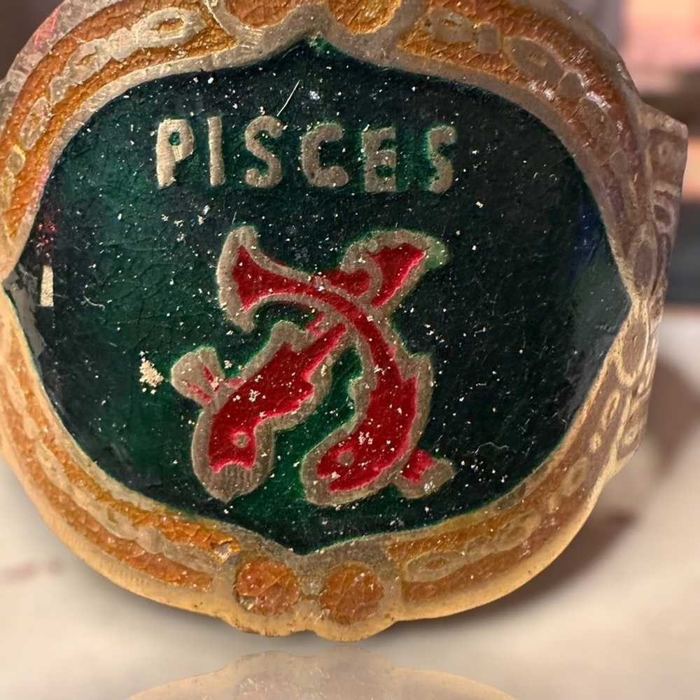 Vintage Brass Hand Painted PISCES Zodiac Cuff Ast… - image 4