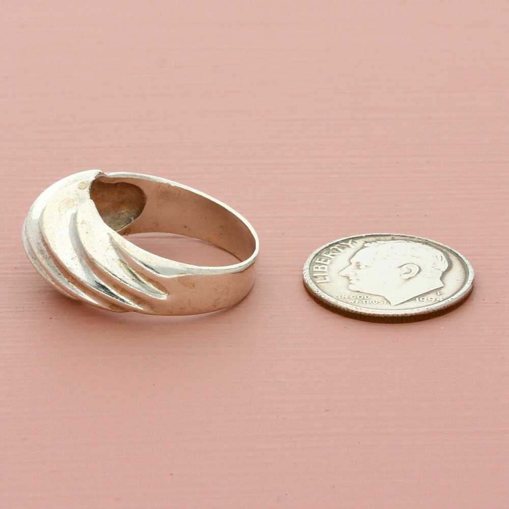 sterling silver vintage scalloped dome ring size 7 - image 2