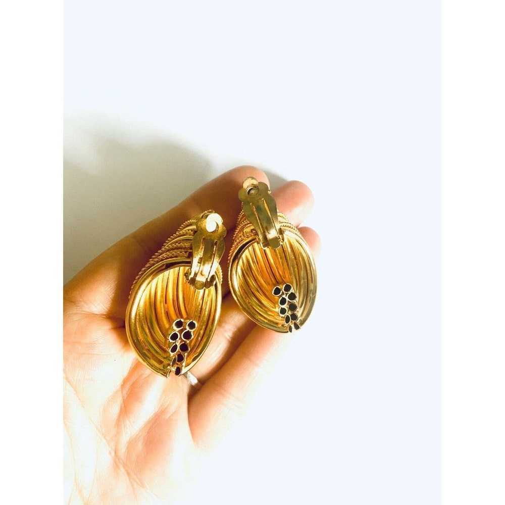 VTG Beautiful Estate Textured Large Gold Tone Cli… - image 7