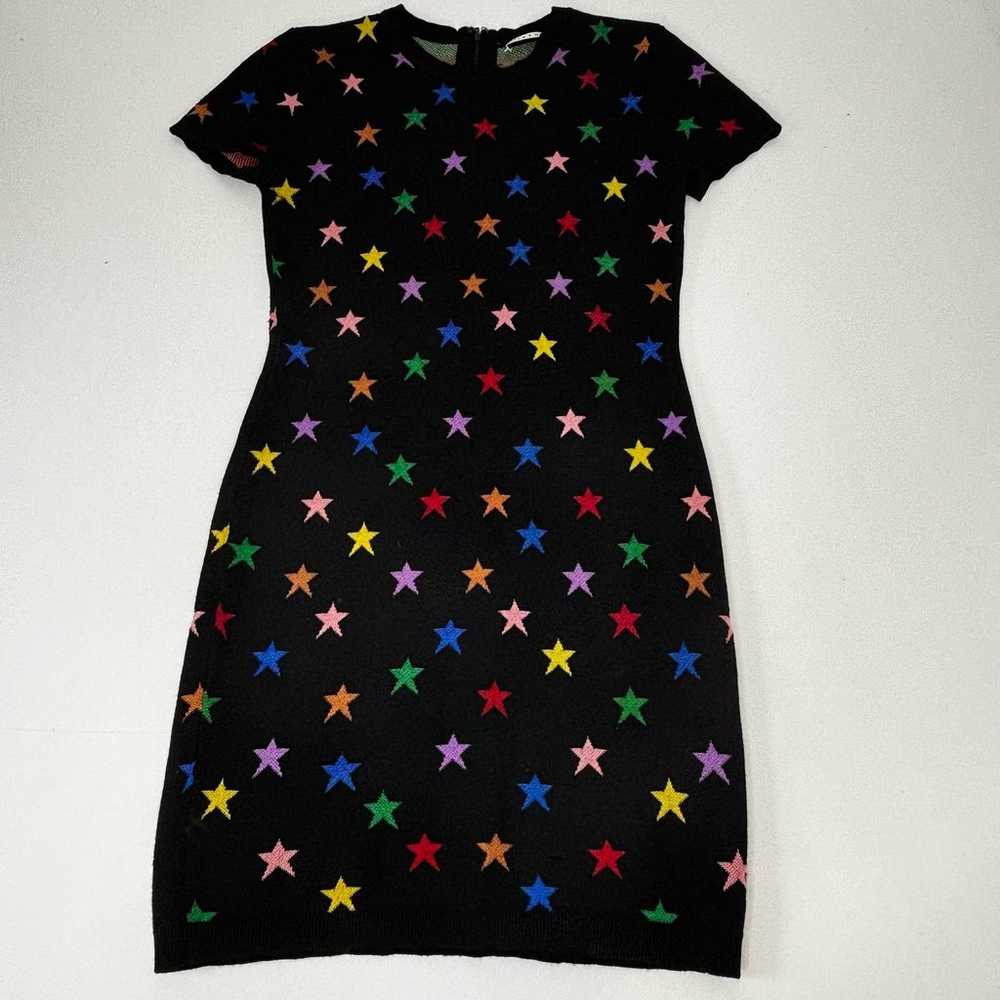 Alice + Olivia Hayden Short Sleeve Multi Color Kn… - image 4