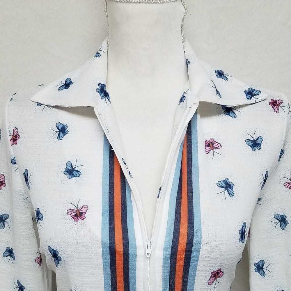 VINTAGE 1970s Floral Butterfly Half-Zip Belted Qu… - image 3