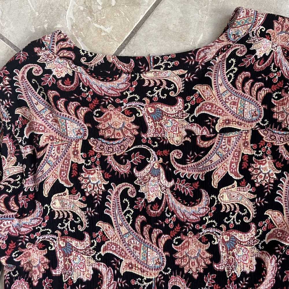 Beautiful Paisley Boho Style Dress - image 3