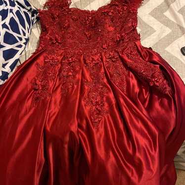 red dress Boutique